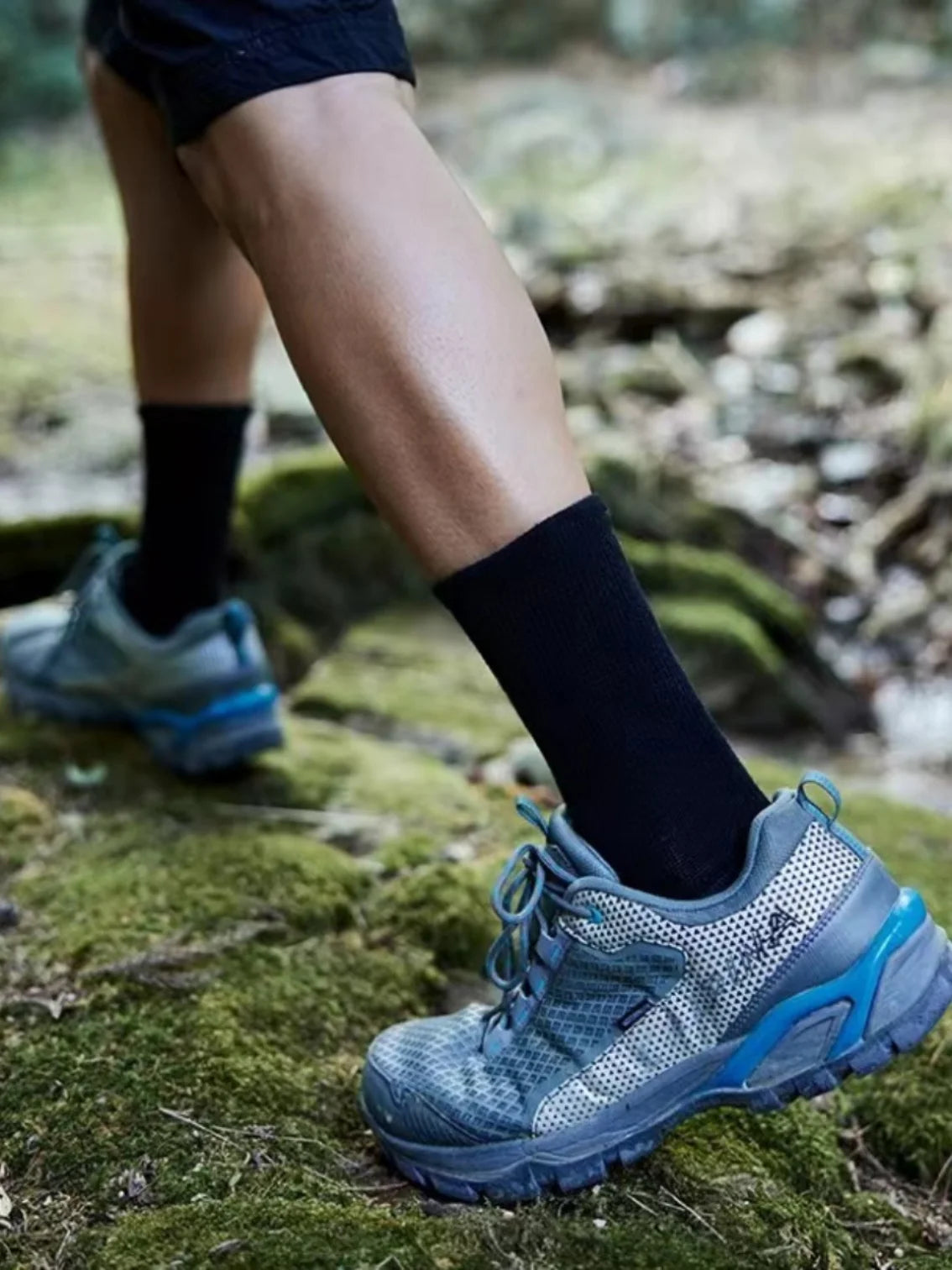 3 Pairs Merino Wool Socks Men Women Lightweight Thin Hiking Socks Everyday Business Socks Wicking Breathable Anti-Odor Running