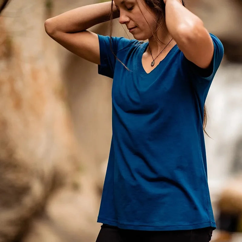 Women's 100% Merino Wool V Neck T Shirt 16.5 Micro Merino Wool Base Layer Short Sleeve Shirts Soft Anti-Odor Breathable
