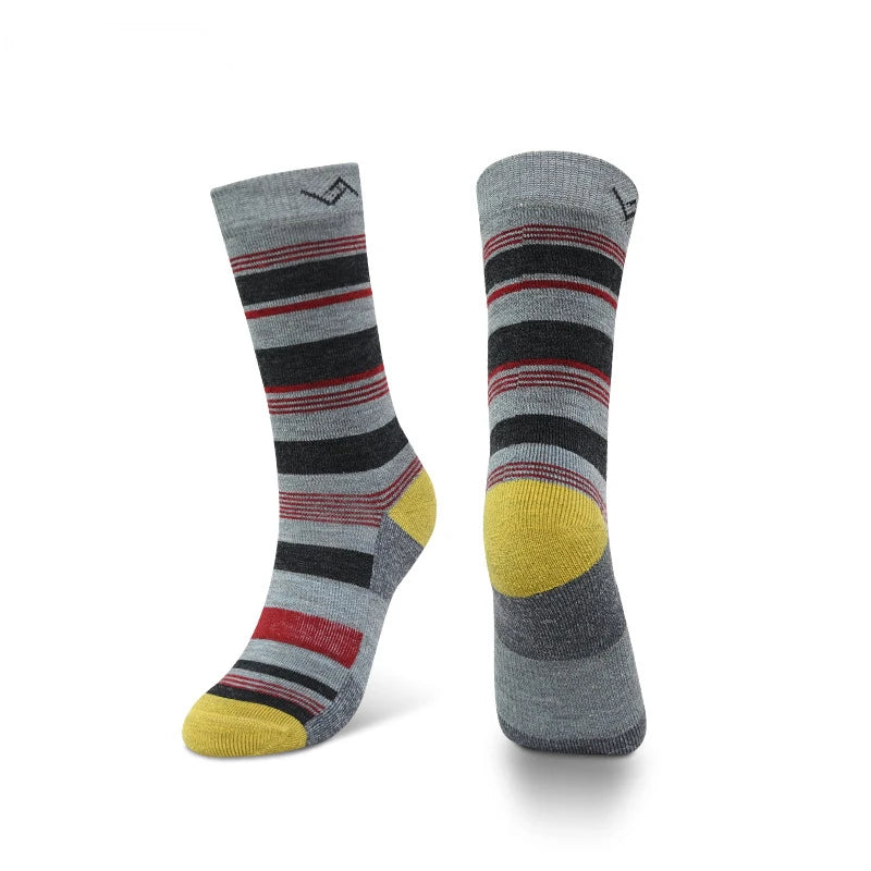 86% Merino Wool Hiking Socks for Men Women Crew Length Thermal Moisture Wicking Travelling Socks Outdoor Sports Ski Socks