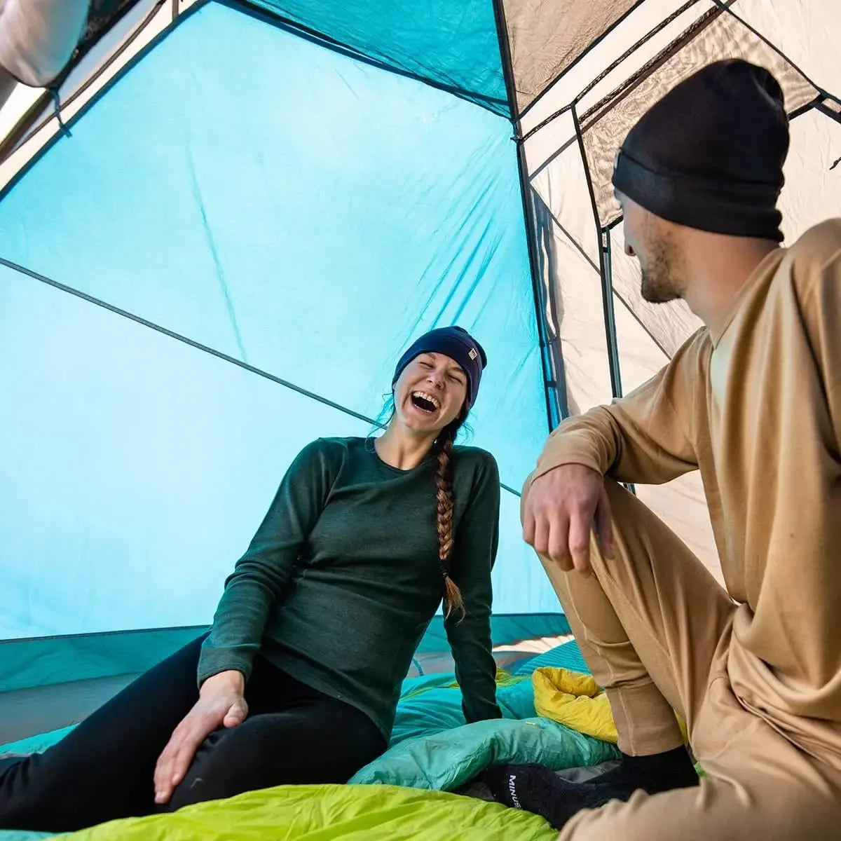 100% Merino Wool Womens Base Layer Tops Merino Wool Thermal Underwear Women 245G Merino Long Sleeve Shirts Anti-Odor Winter Warm