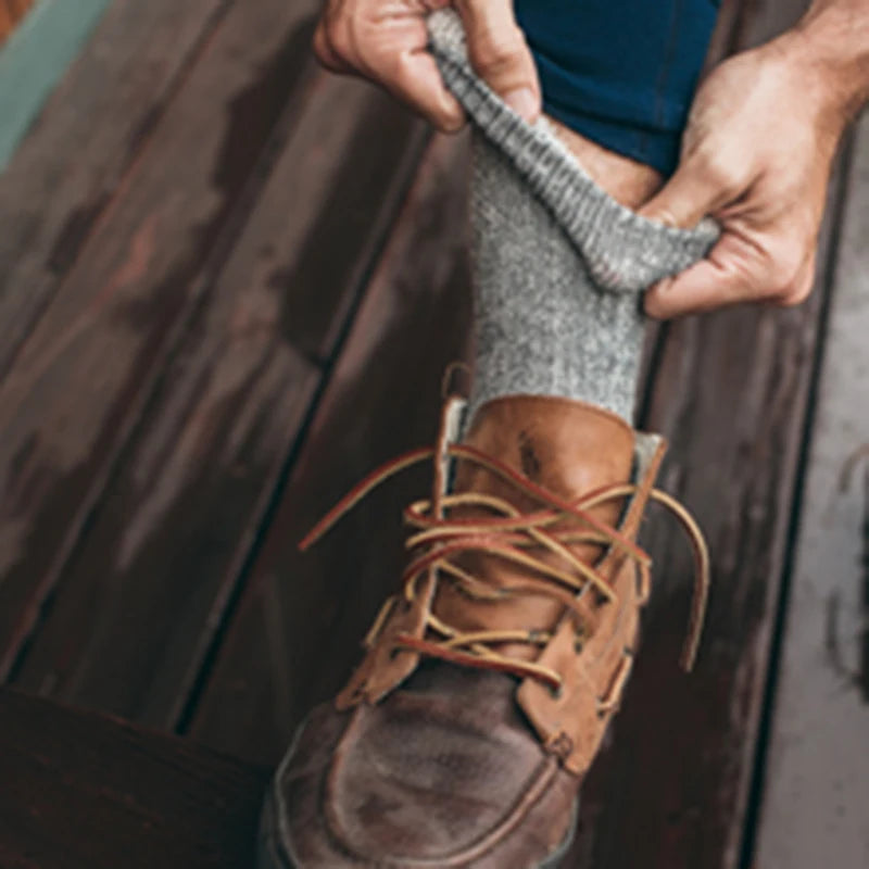 70% Merino Wool Socks Hiking Men Merino Wool Socks Boot Winter Crew Thermal Warmest Sports Socks for Skiing Running Cycling