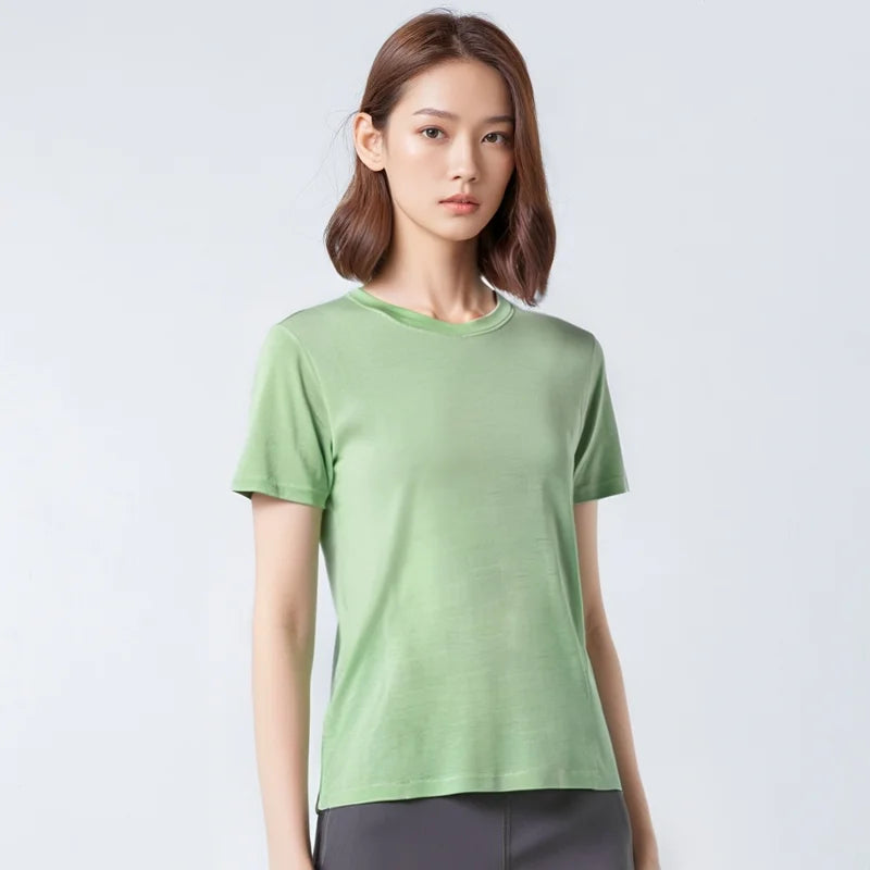 16.5Micro Merino Wool T Shirt Women Lightweight 100% Merino Wool Base Layer Short Sleeve Running Hiking Tee Moisture-Wicking
