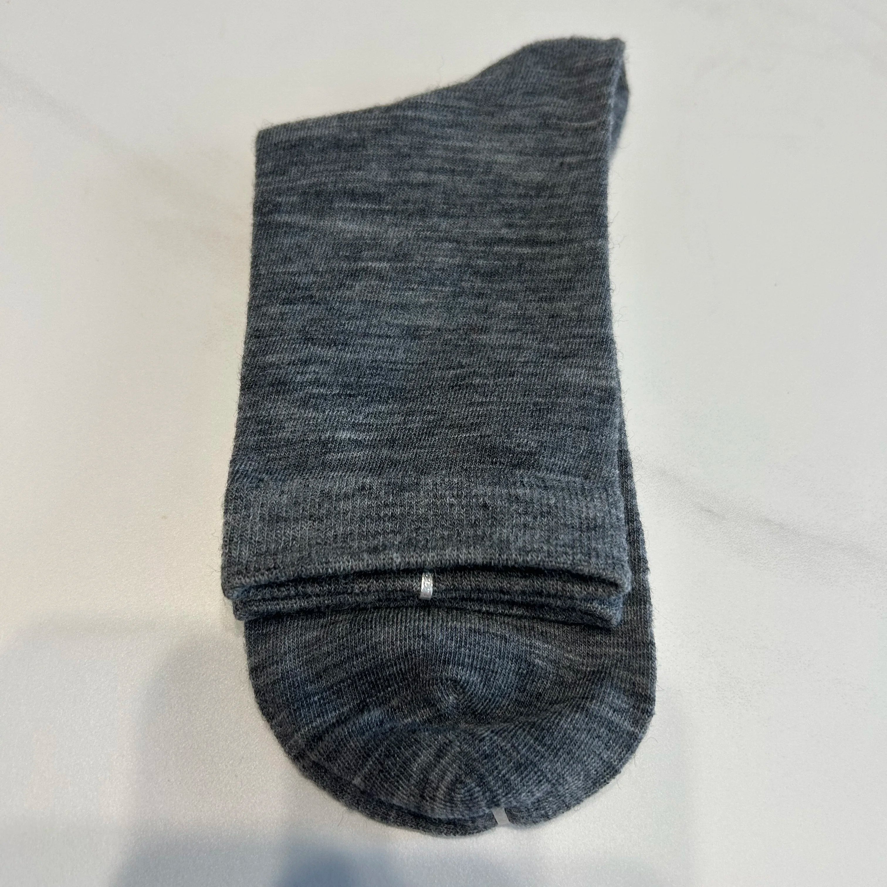 Men's Women's Thin Merino Wool Socks Cozy Casual Lightweight  Warm Breathable Mid-calf Dress Socks 3/5/6 Pairs Pack