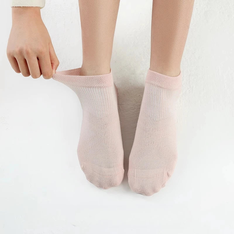 Men Women Merino Wool Ankle Socks Thin Ultra-Light Running Tennis Golf Socks 66% Merino Wool Moisture Wicking Breathable 3 Pairs